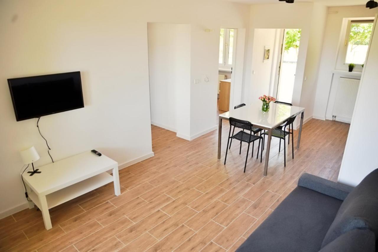 Apartamenty Lotnisko Leszno Leszno  Exterior photo